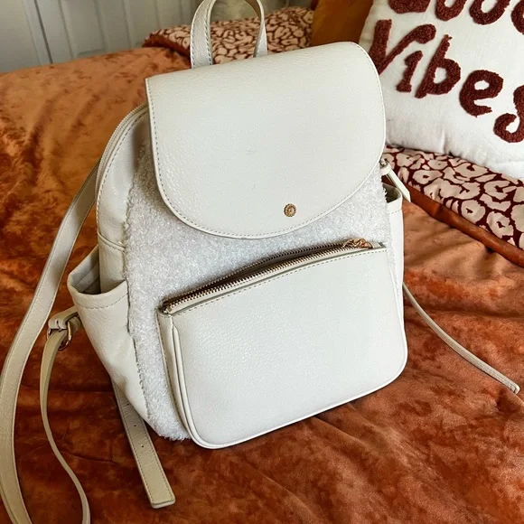 LC Lauren Conrad | Bags | Cream Lauren Conrad Backpack  display picture 2
